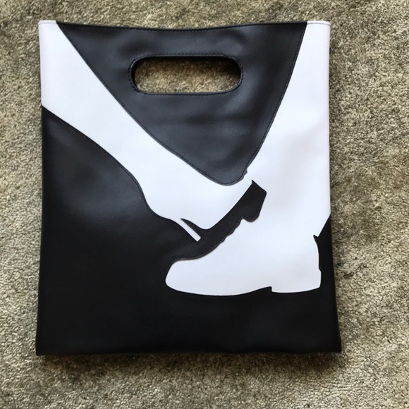 Trans Version shoe graphic clutch bag - Picture 1 of 3